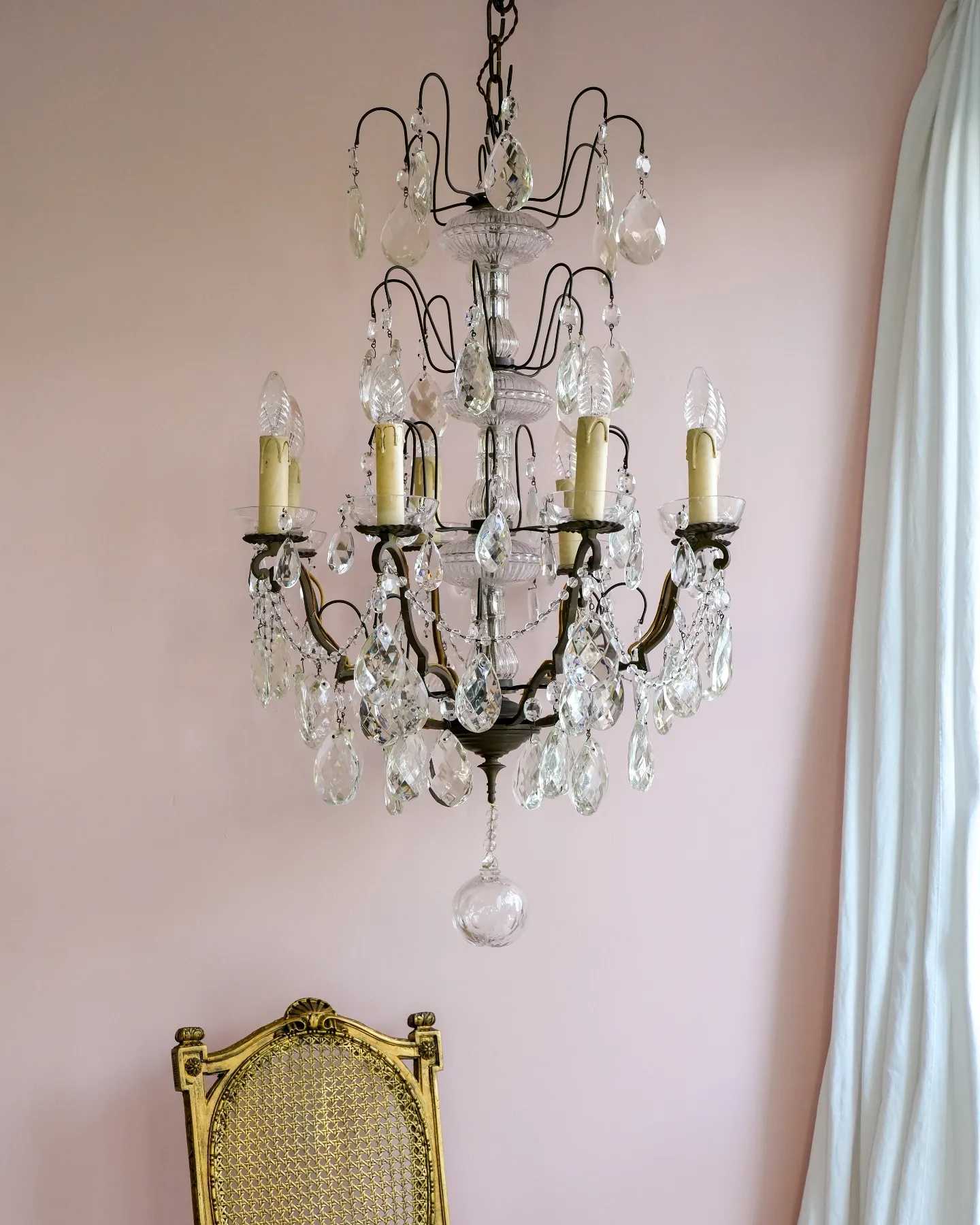 French Crystal Chandelier 8 Lights.