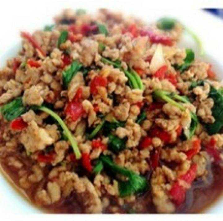 ผัดกะเพราหมู หรือไก่ Pab Kraprao Pork or Chicken
