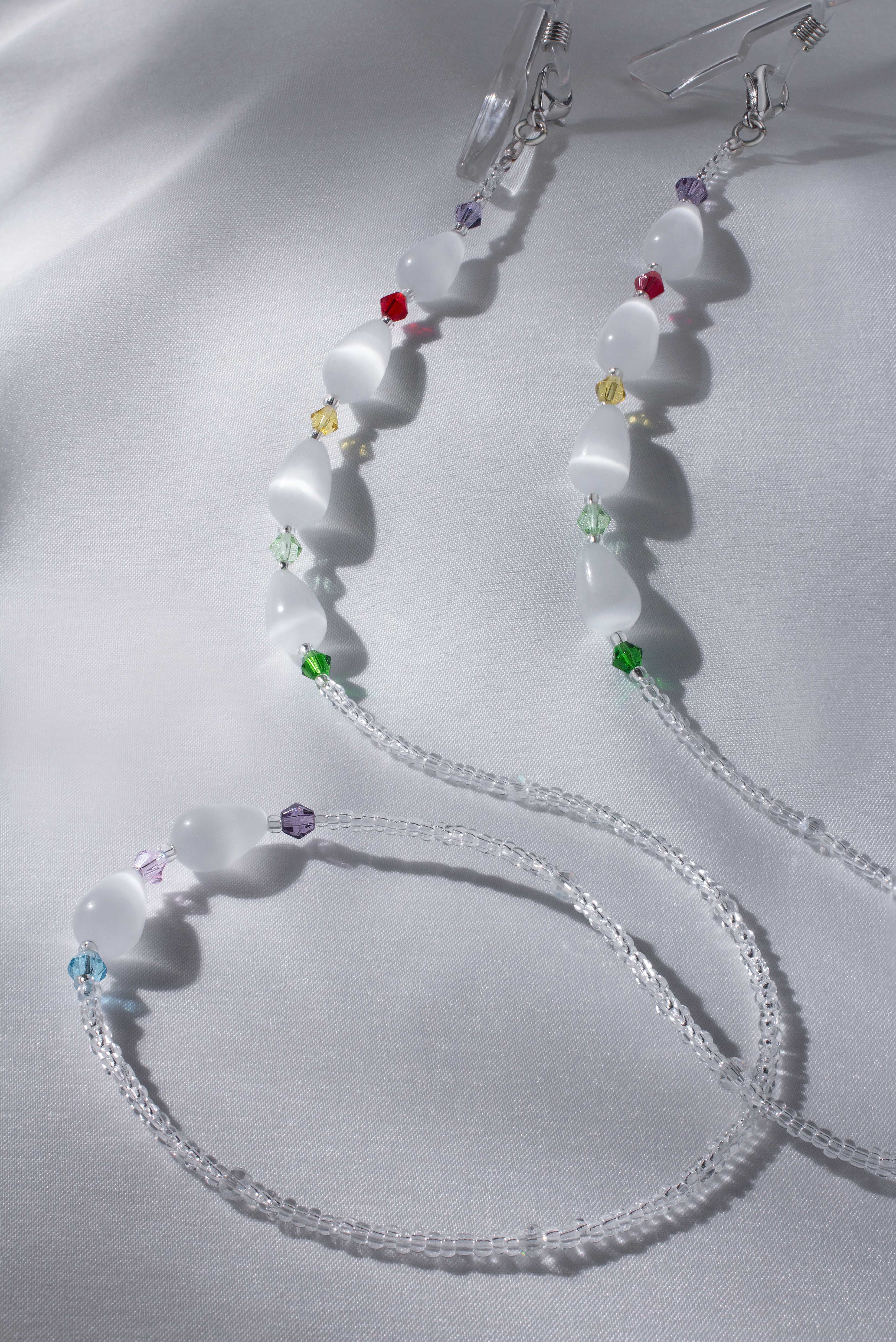 สร้อยคล้องแมสคริสตัลหลากสี Cat's Eye ทรงหยดน้ำ MC113 สร้อยคล้องแว่นสีใส สีรุ้ง หลายสี
