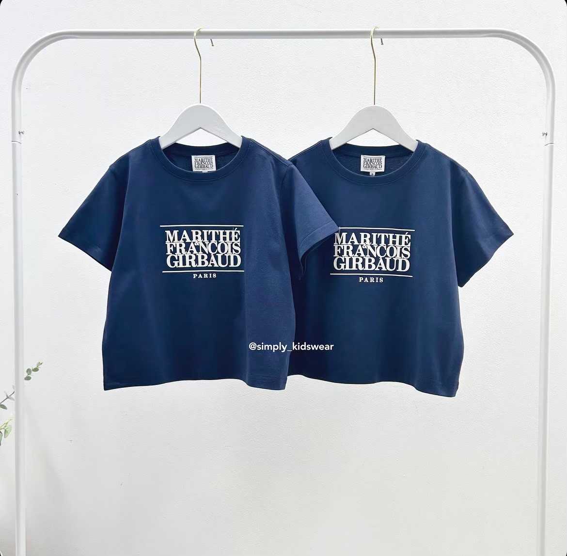 Marithe CROPPED T-shirt (Navy)