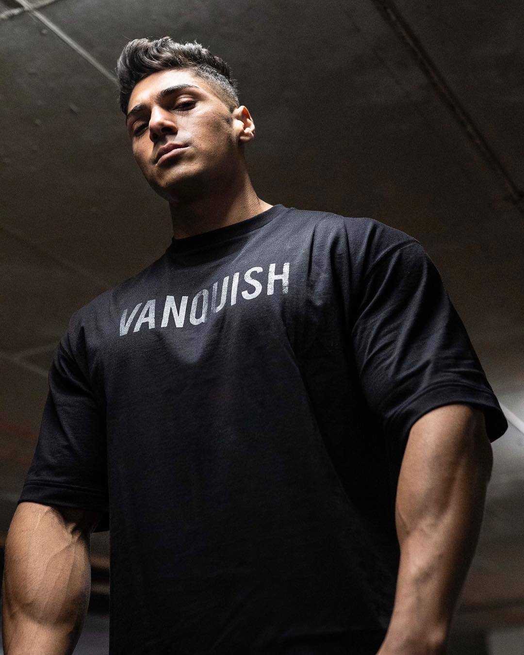 เสื้อแขนสั้น VANQUISH #11 / ผ้าคอตตอนผสมโพลีฯ ใส่ออกกำลังกาย ผ้านิ่มใส่สบาย ระบายอากาศได้ดี