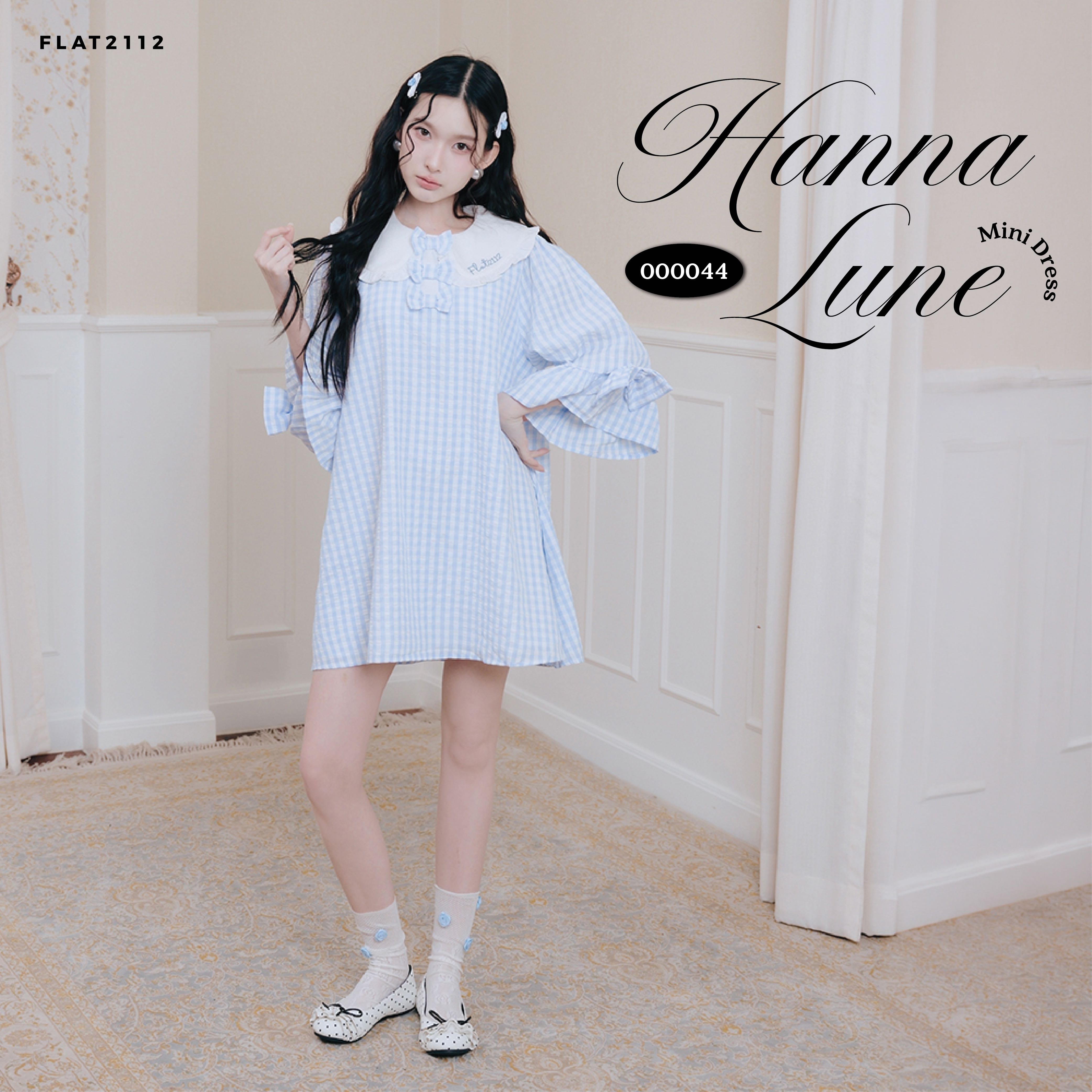 FLAT2112 : HANNA LUNE MINI DRESS เดรสสั้นคอปกสีขาวลายตาราง ลายกิงแฮมสีฟ้าขาว (000044)