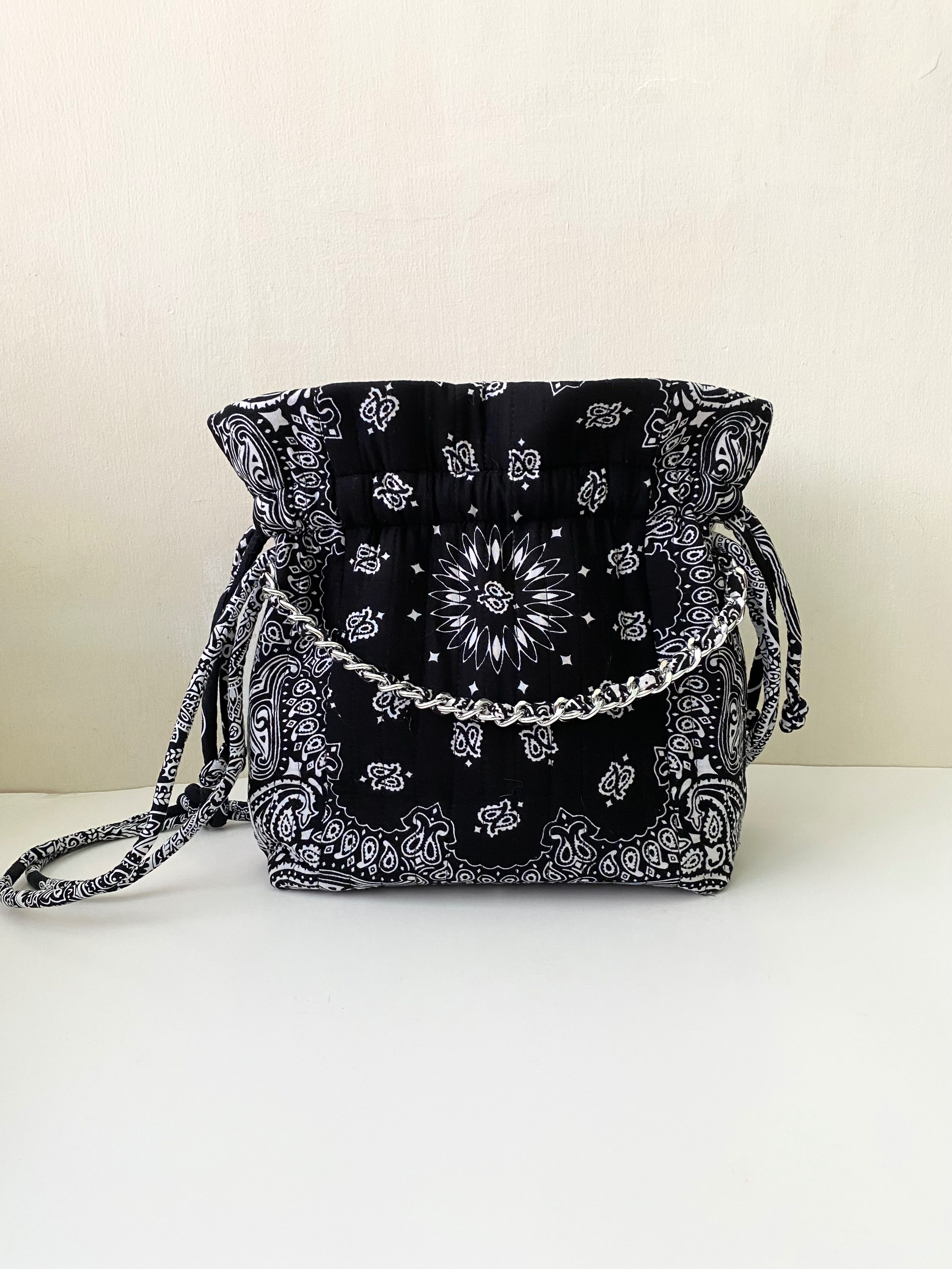 Tulip Black Bandana Bag no : 3