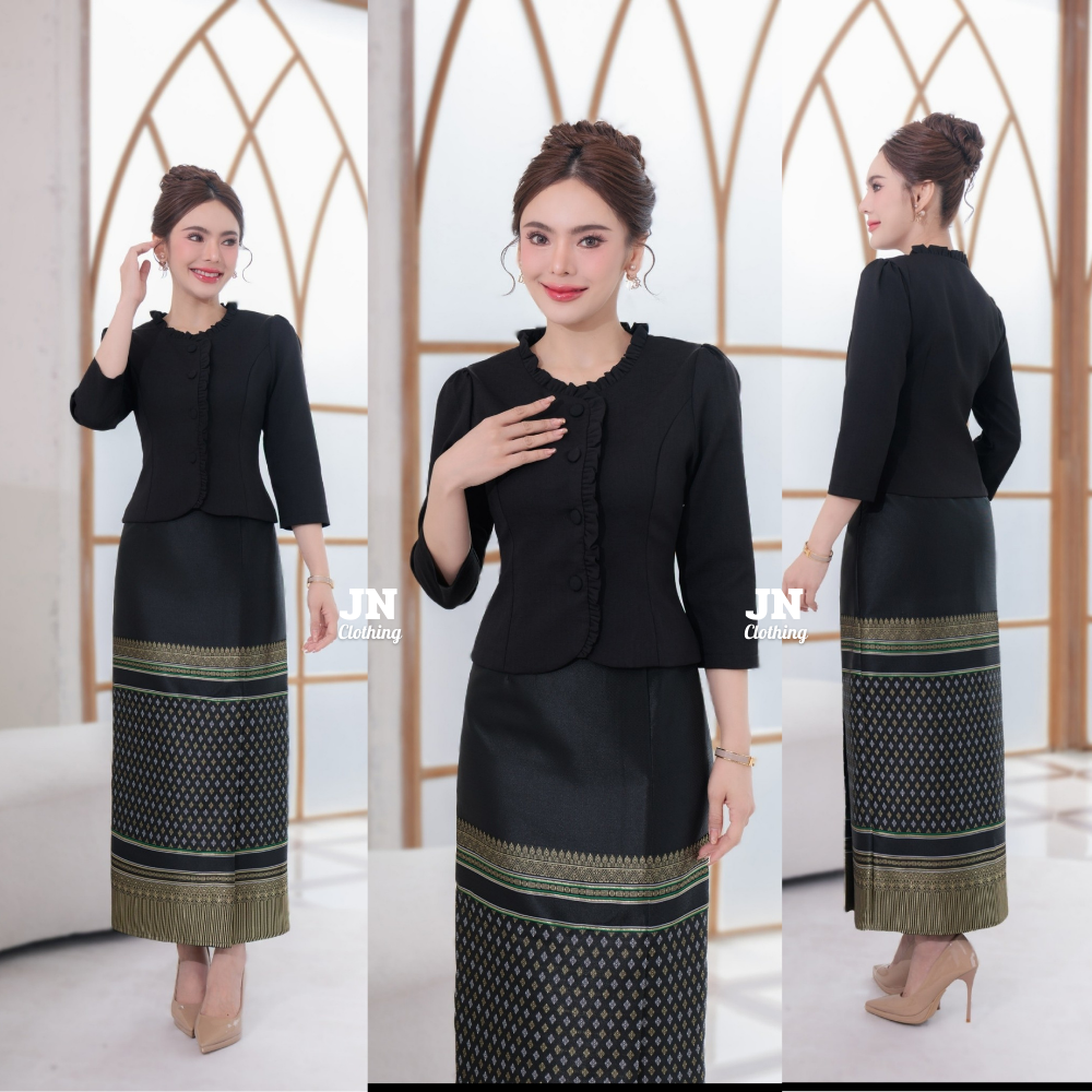 ชุดผ้าไทย เสื้อผ้าไหมยกลาย ดีเทลเนี๊ยบตั้งแต่คอระบาย ผ้าถุงผ้าทอลาย ลายผ้าถุงที่ดูคลาสสิกสุดๆ