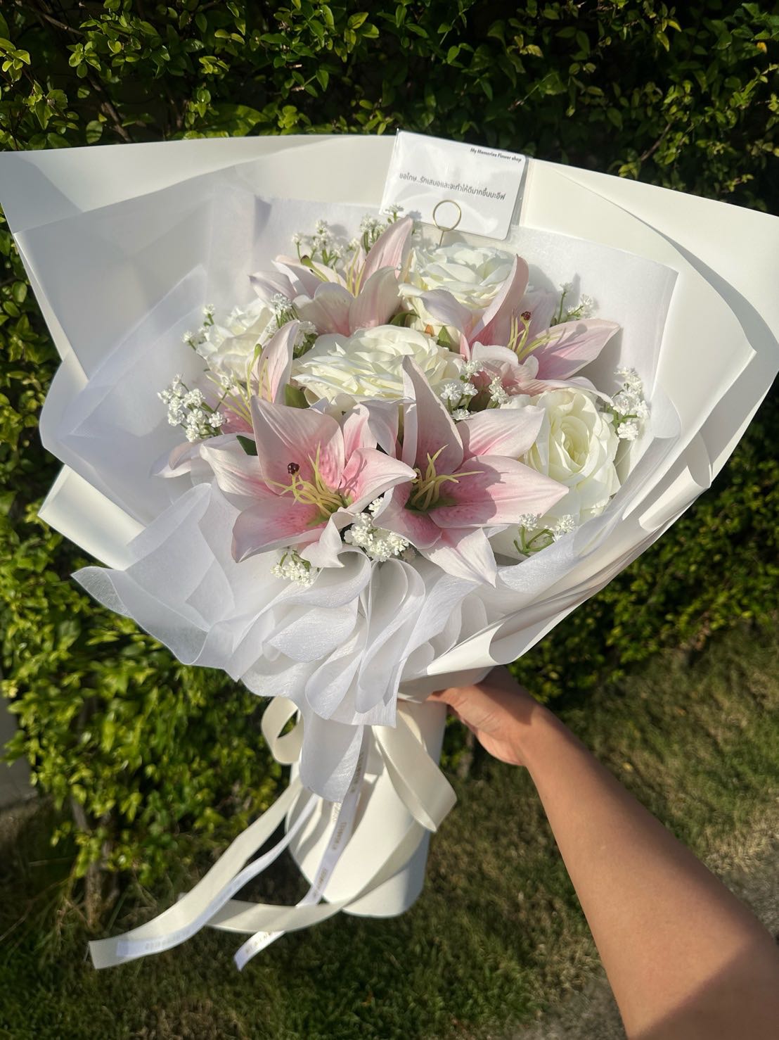 ช่อดอกไม้ประดิษฐ์ลิลลี่กุหลาบ