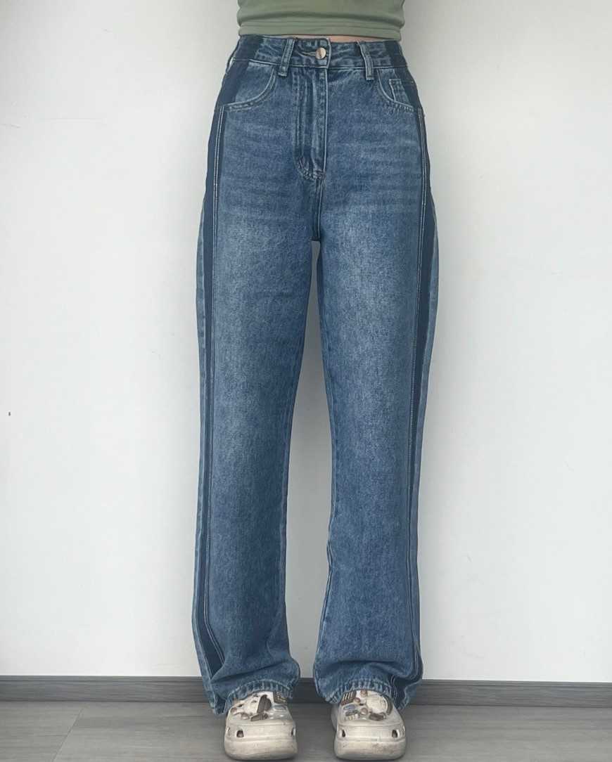 Niyom Jeans : รุ่น  B293 กางเกงยีนส์ผู้หญิง ทรงกระบอก แต่งแถบข้าง