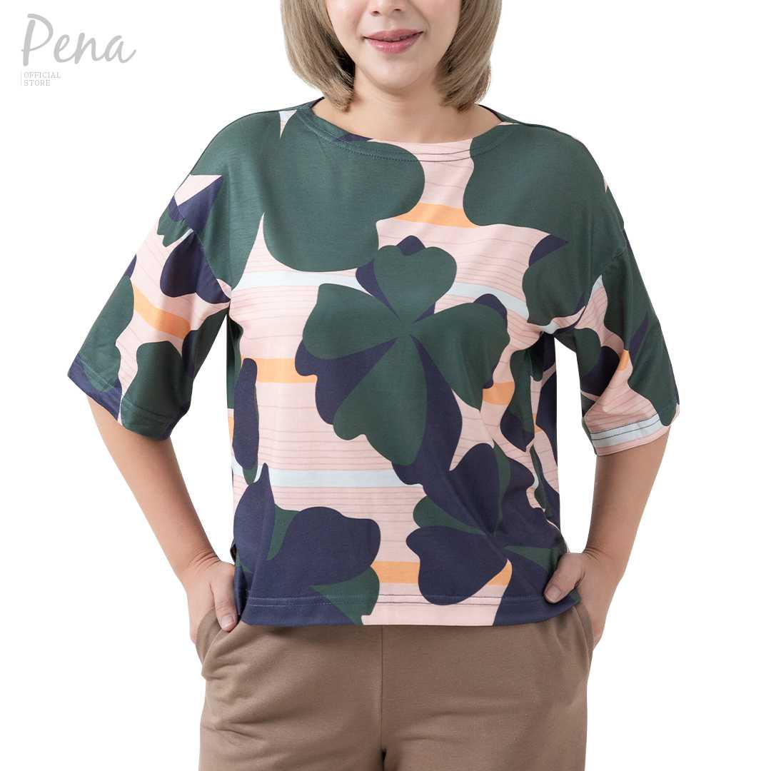Pena house เสื้อยืดคอกลมทรงครอป แขนสั้น ผ้าพิมพ์ลาย   รุ่น PSTS102401