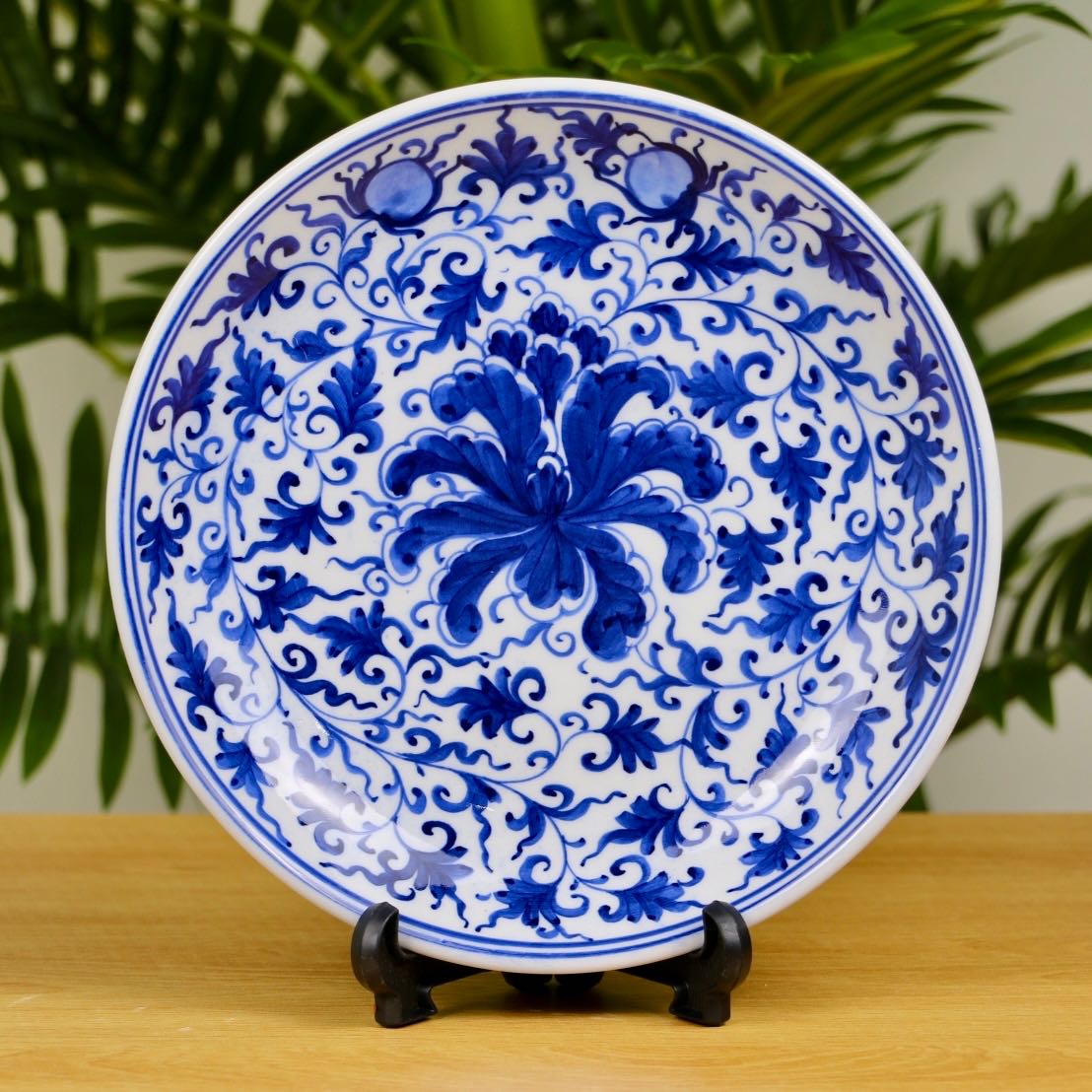 จานทานข้าว ขนาดกว้าง 8 นิ้ว ลายกล้วยไม้ : BlueAndWhite