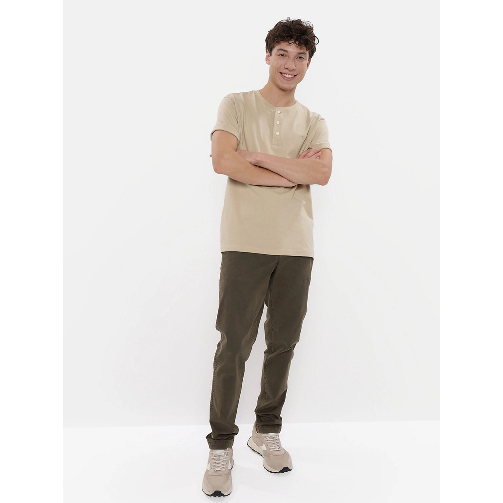 American Eagle เสื้อยืดผู้ชาย K- SS INTL CORE HENLEY - PCYDE สี BEIGE - 017-1740-676
