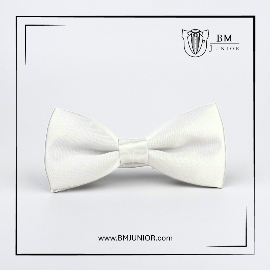 หูกระต่ายสำเร็จรูป สีขาวออฟไวท์ | Offwhite Bowtie