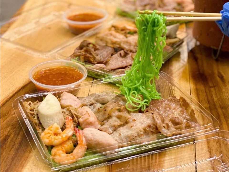 ชาบูพร้อมทาน(เนื้อหมู)