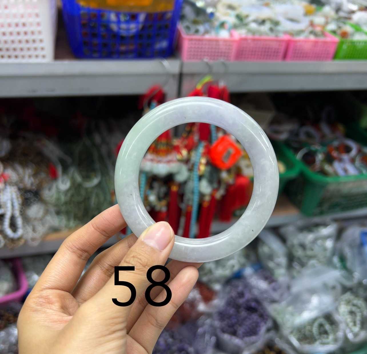 กำไลหยกอาบน้ำ พลาดไม่ได้เลยกับชุดนี่ค่ะ เนื้อสวยยยยยใสมาก ไซส์ 58-60.5