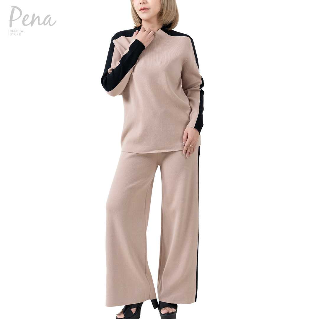 Pena house ชุดเซตนิตแวร์ (Knitwear)เสื้อแขนยาว และกางเกงขายาว PWLW102408