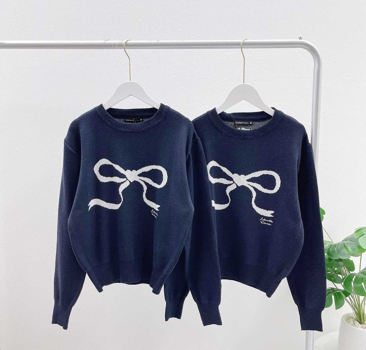 Ronron Heart Ribbon Knit (Navy)