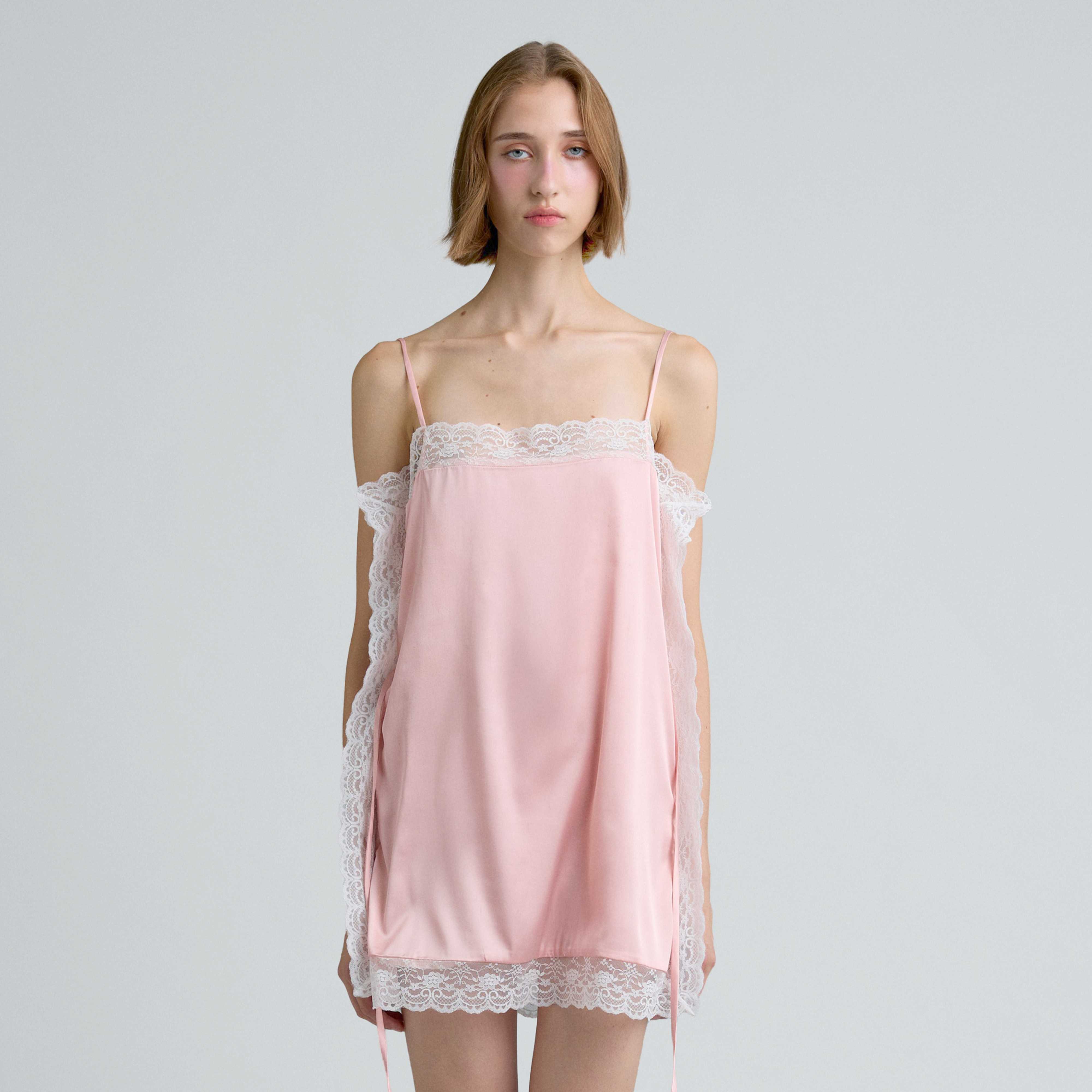 SQUARE SATIN MINI DRESS (PEACH)
