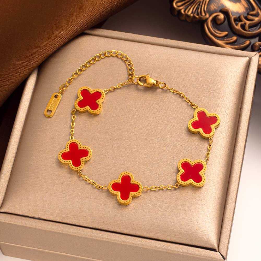 สร้อยข้อมือ Van Cleef สีแดงทอง
