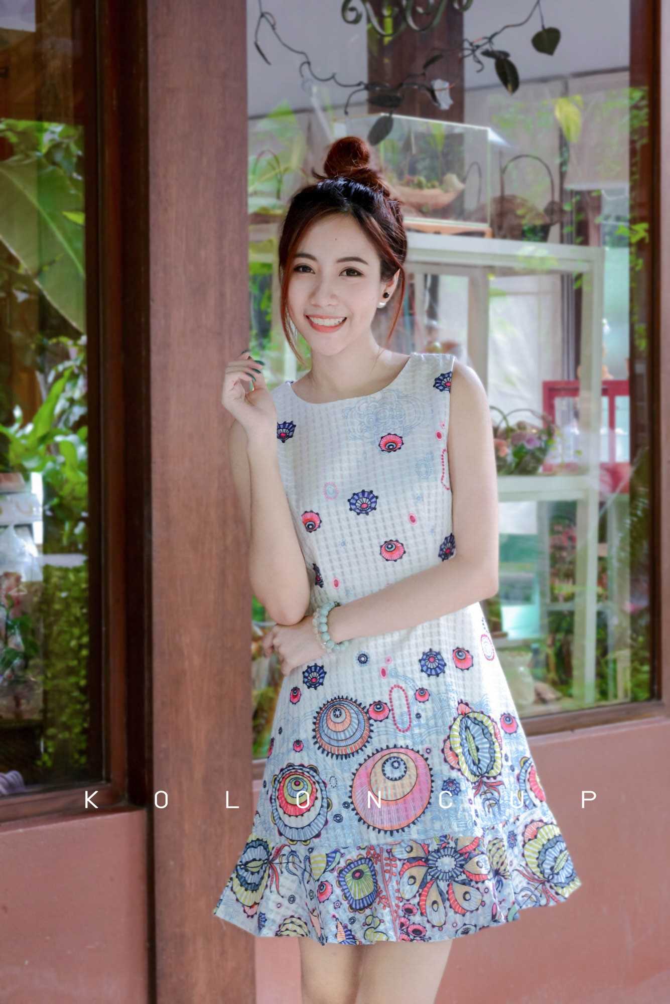 Koloncup  KL3157  ชุดเดรสแขนกุดลายก้นหอย
