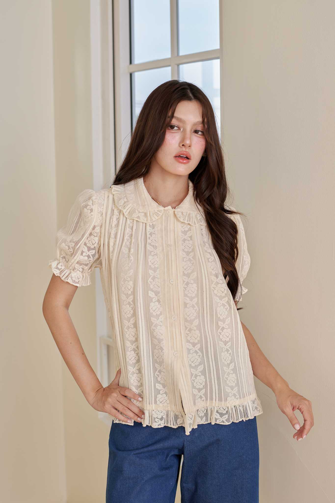 Aunchadabrand - Juliet lace top เสื้อลูกไม้แขนตุ๊กตา มีซับในไม่บาง