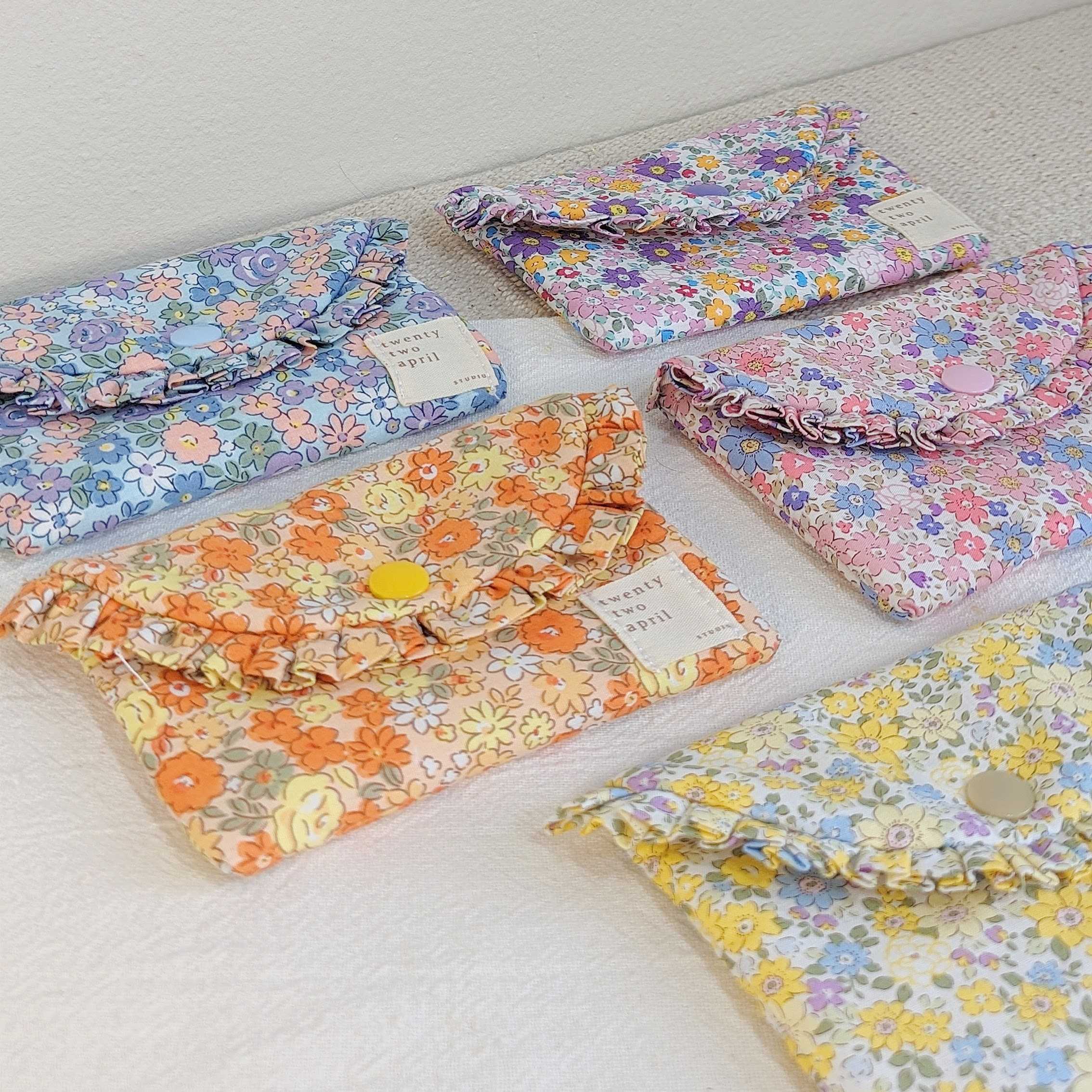 Blossom pouch (กระเป๋าแป็ก)💐👛