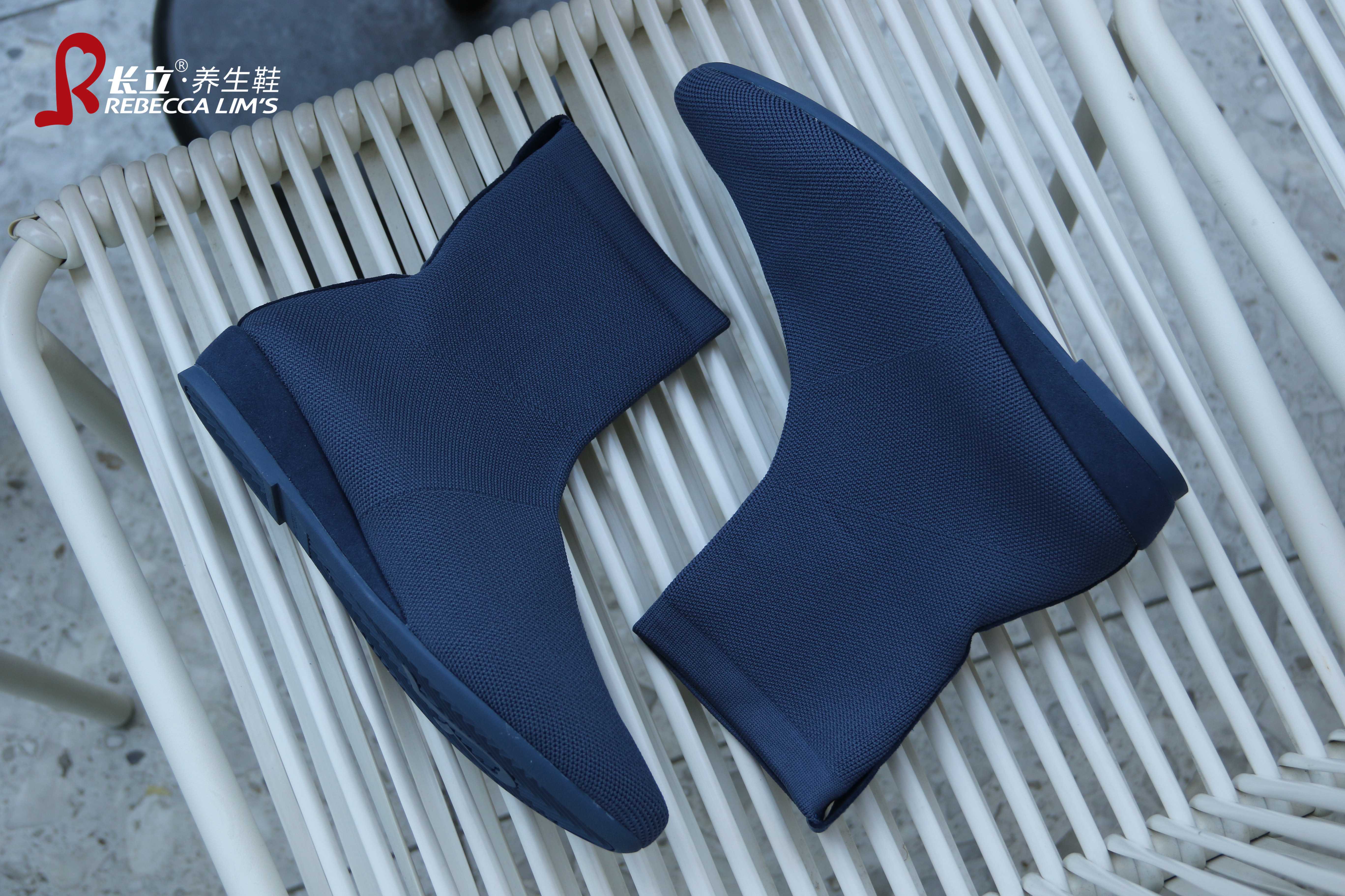 QUANZHOU SILK ROAD สีเทาฟ้า  รองเท้าบูทหญิง