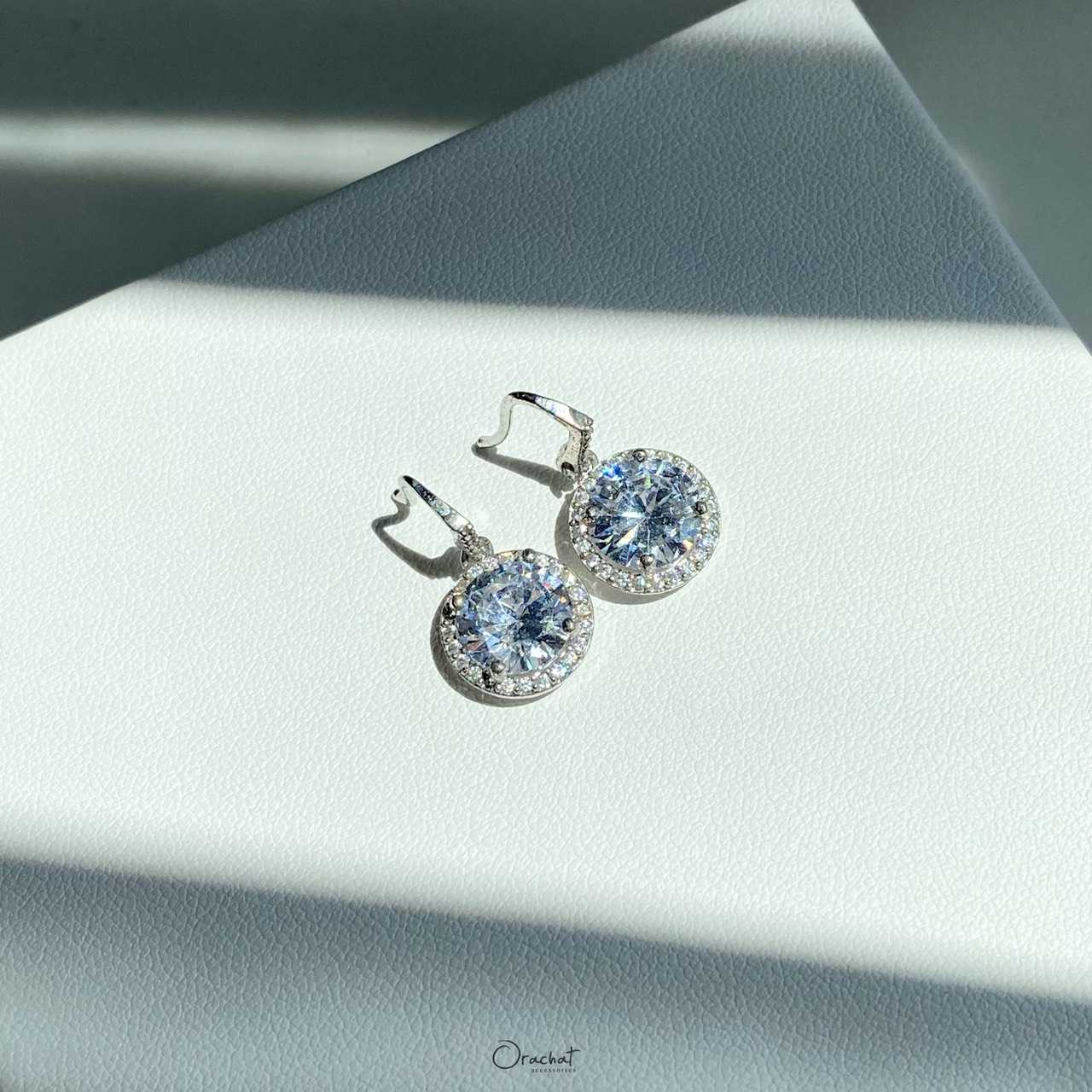 (ส่งฟรี) Siara charm earrings. (ต่างหูทรงห้อยสั้น งานชุบทองคำขาว เพชร CZ)