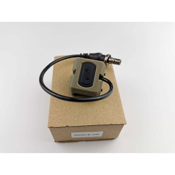 ปุ่มสวิทช์ ไฟฉาย Modlite ModButton Surefire Switch จับราง picatinny 1913 วัสดุ พลาสติก ผู้ผลิต Sotac