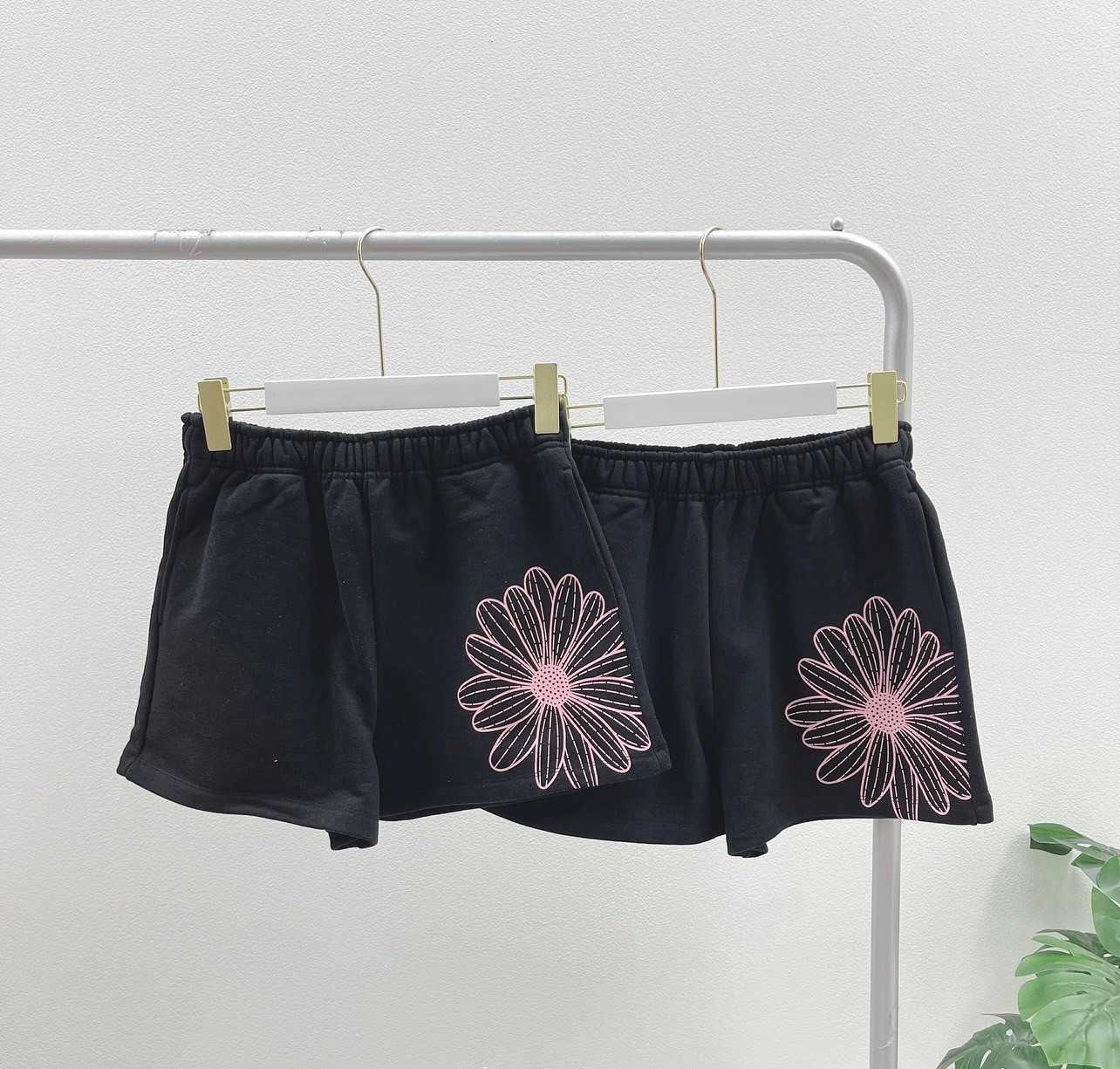 Mardi Flower Sweat Short (Black Pink)