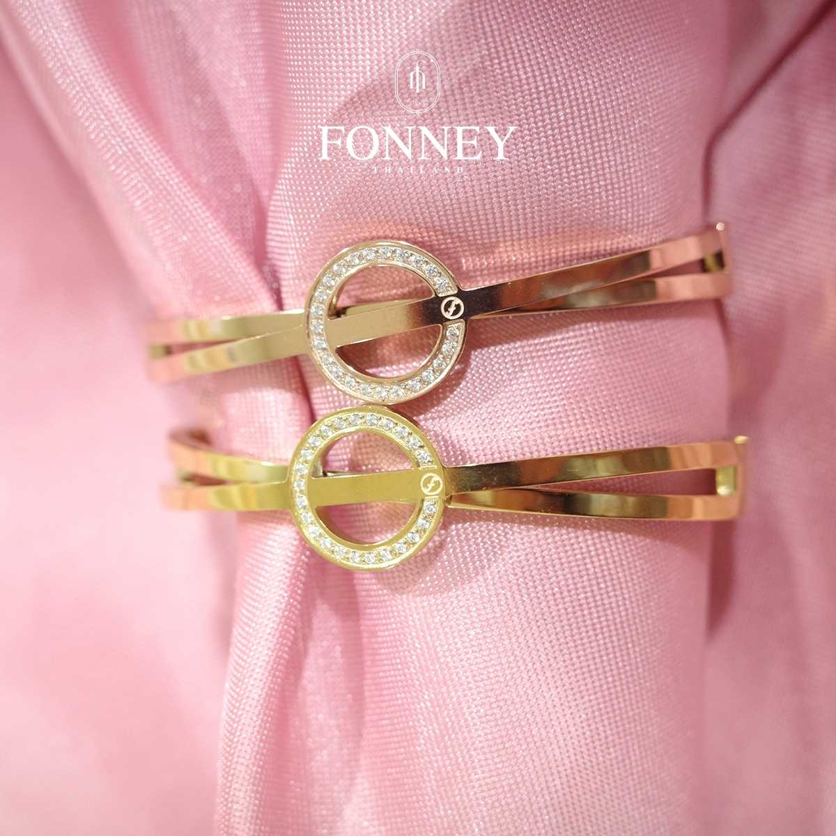 NEW กำไลรุ่น Nicole  S24B-022