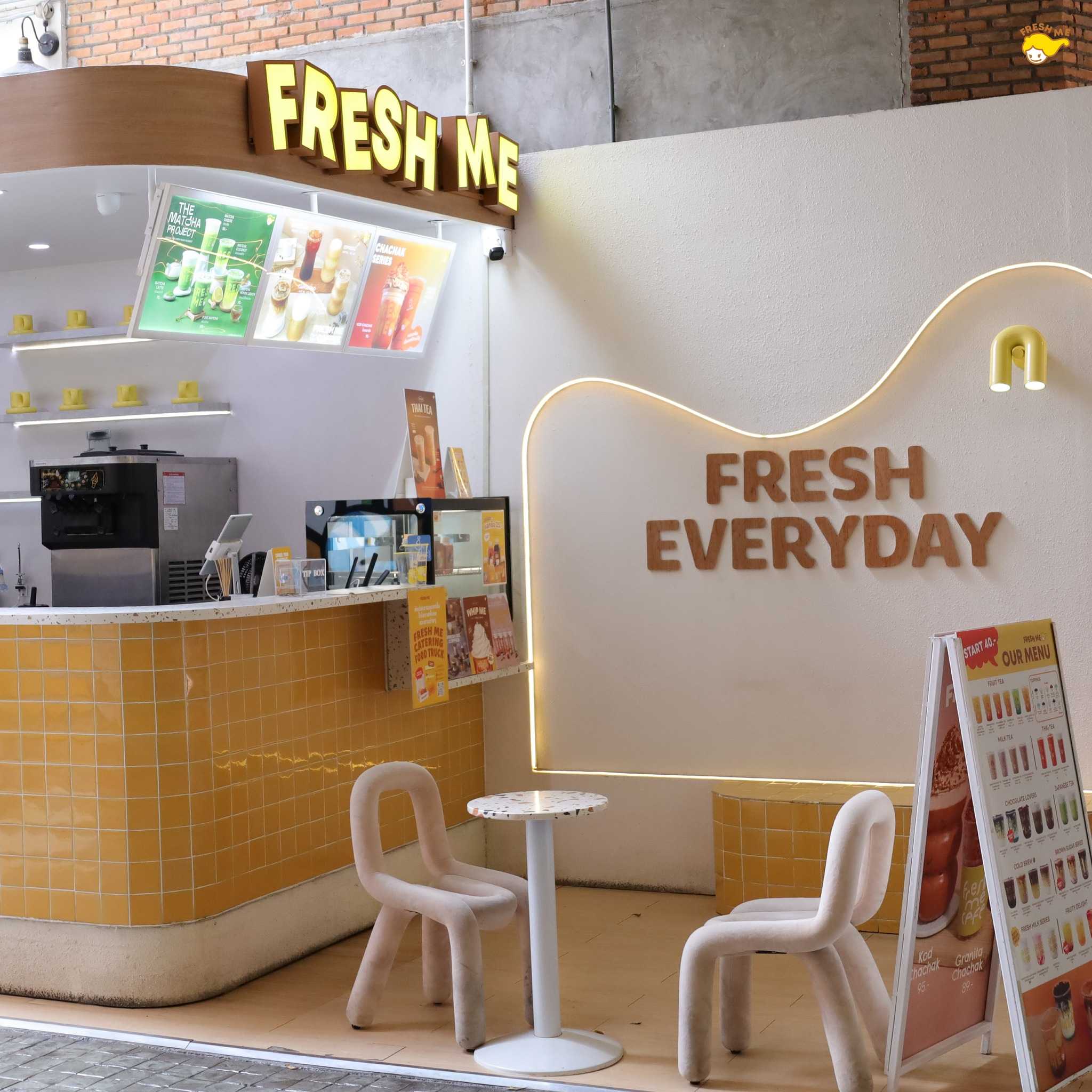 บัตรเงินสดมูลค่า 100 บาท สำหรับสั่งเครื่องดื่ม ที่ร้าน Fresh me ทุกสาขา