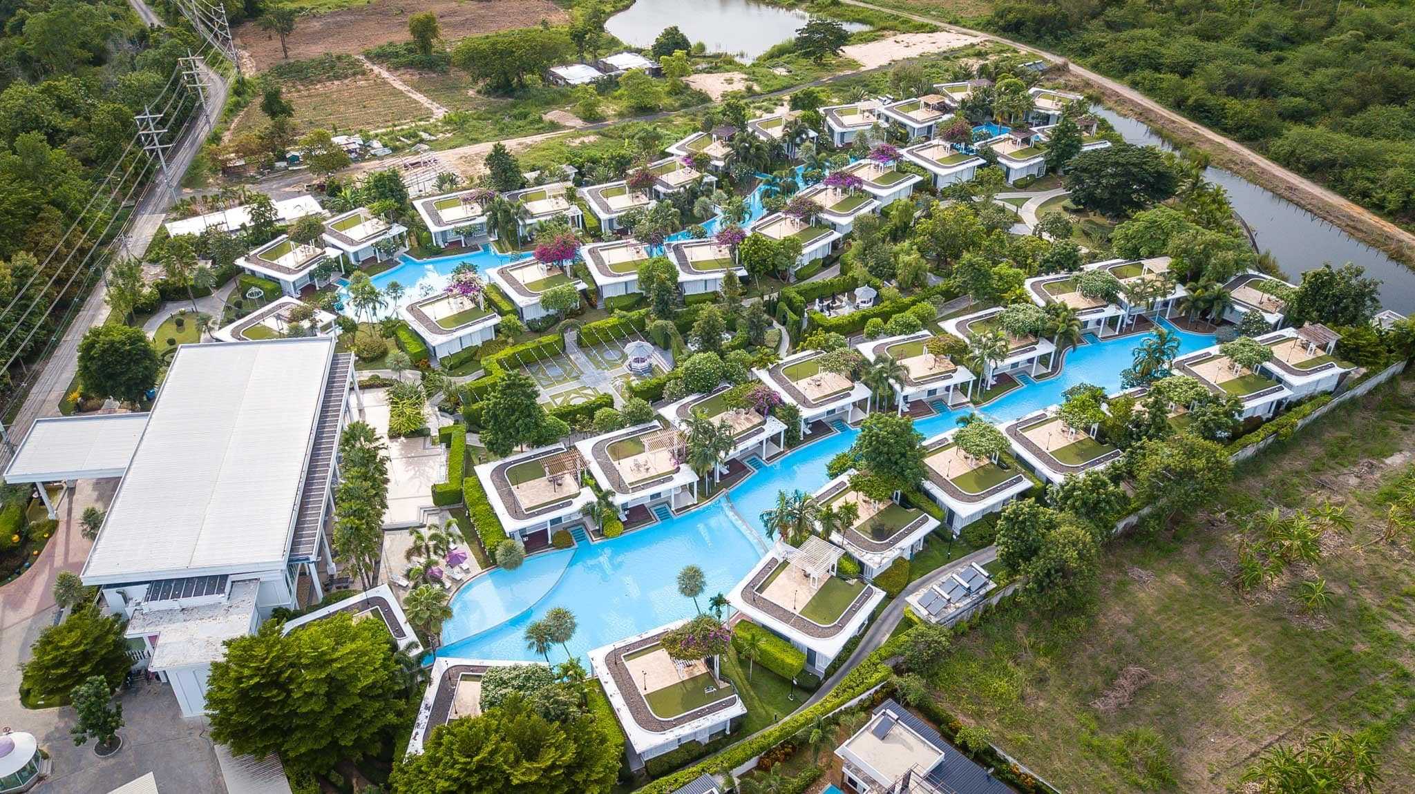 The Sea-cret Garden Huahin หัวหิน ห้อง Deluxe Pool Access พร้อมอาหารเช้า 2 ท่าน