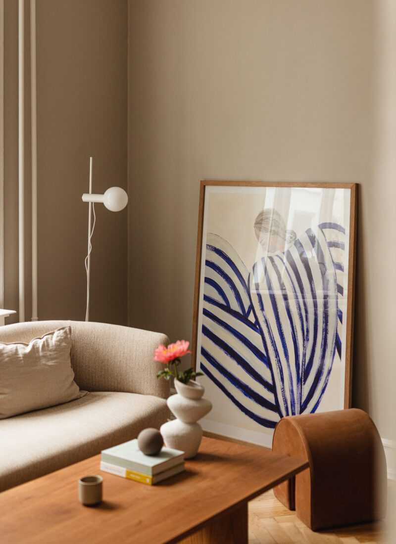 Blue Stripe At Concorde BY SOFIA LIND (SIZE 100 x 140 cm.)