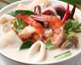 ต้มข่าทะเล  Seafood Coconut Soup