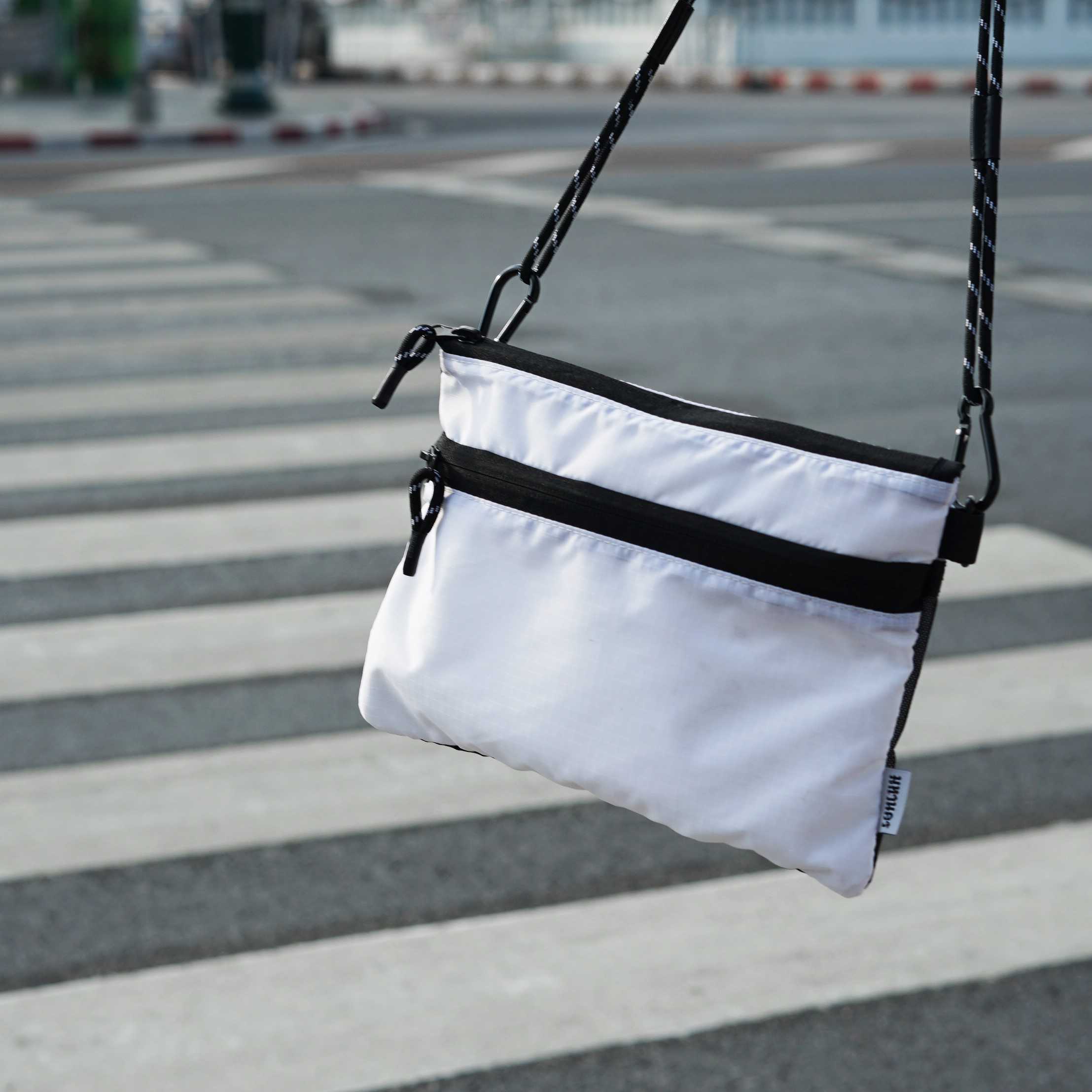 Mahanakhon Sacoche Black & White Bag