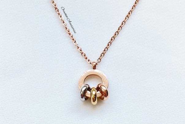 (ส่งฟรี) Triplets TM 14k necklace. (สร้อยคองานชุบ 14k สแตนเลส โดนน้ำหอมได้ ไม่ลอก)