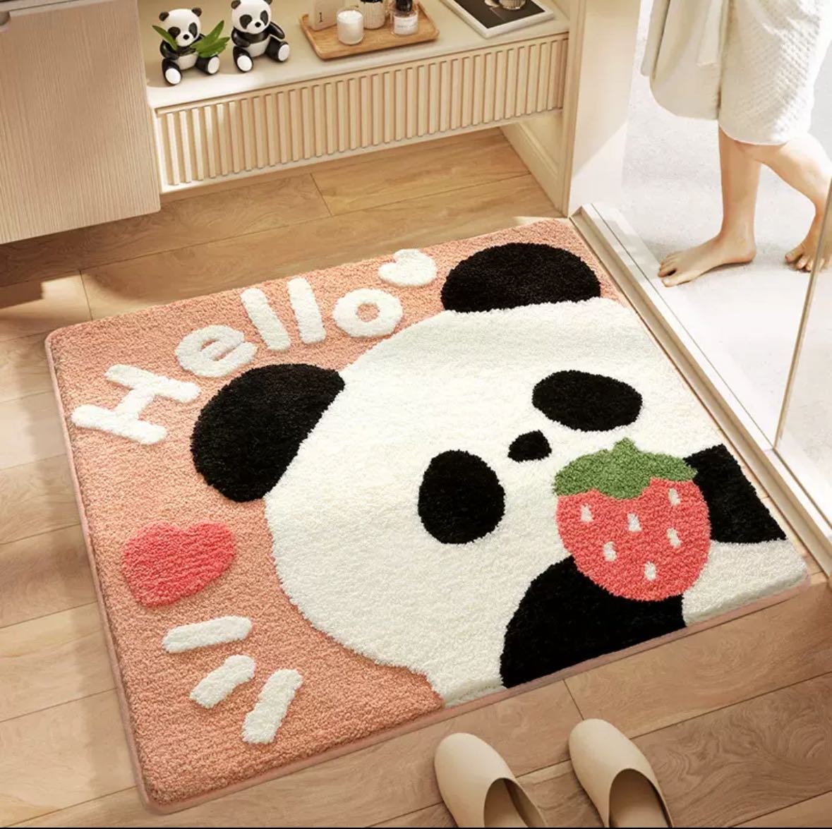 🐼พร้อมส่ง : พรมขนนุ่ม ลายแพนด้า พื้นชมพู