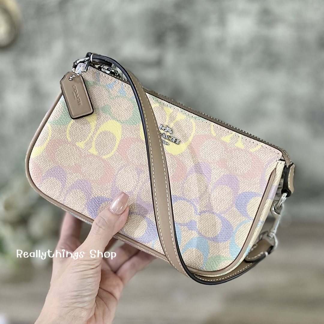 {แท้💯%📮พร้อมส่ง+ส่งฟรี} กระเป๋า Coach Signature Nolita 19 (CW426)(CDC38)