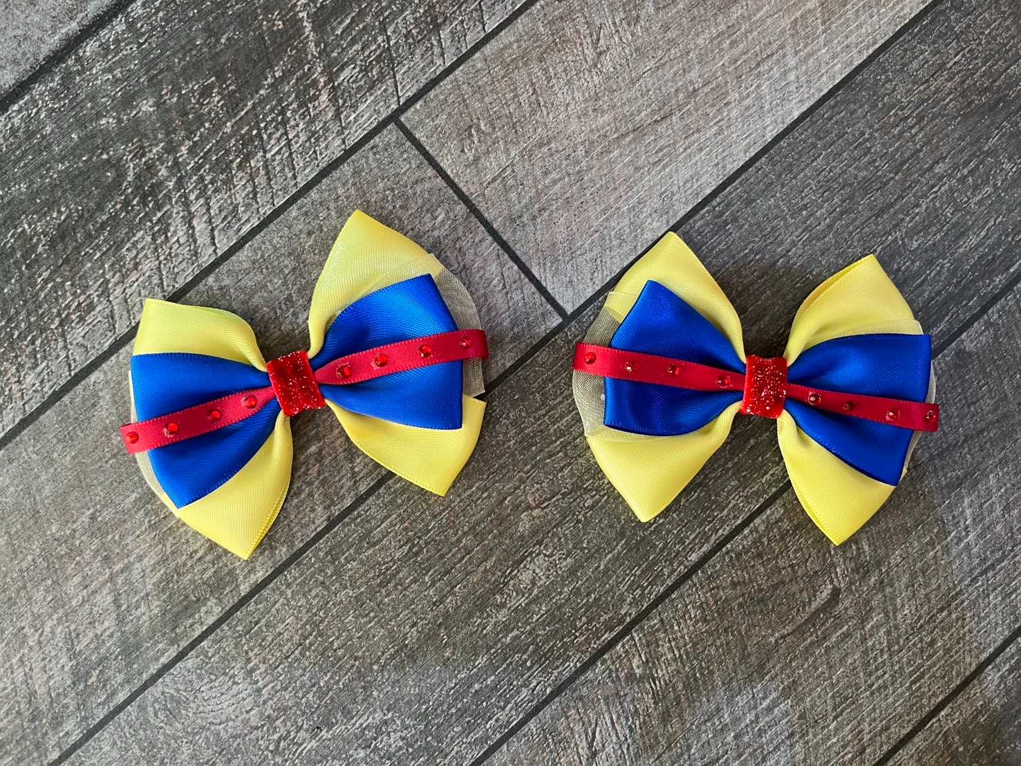 Ribbonsmom โบว์เจ้าหญิง โบว์คู่ติดผม Princess collection เจ้าหญิง snowwhite