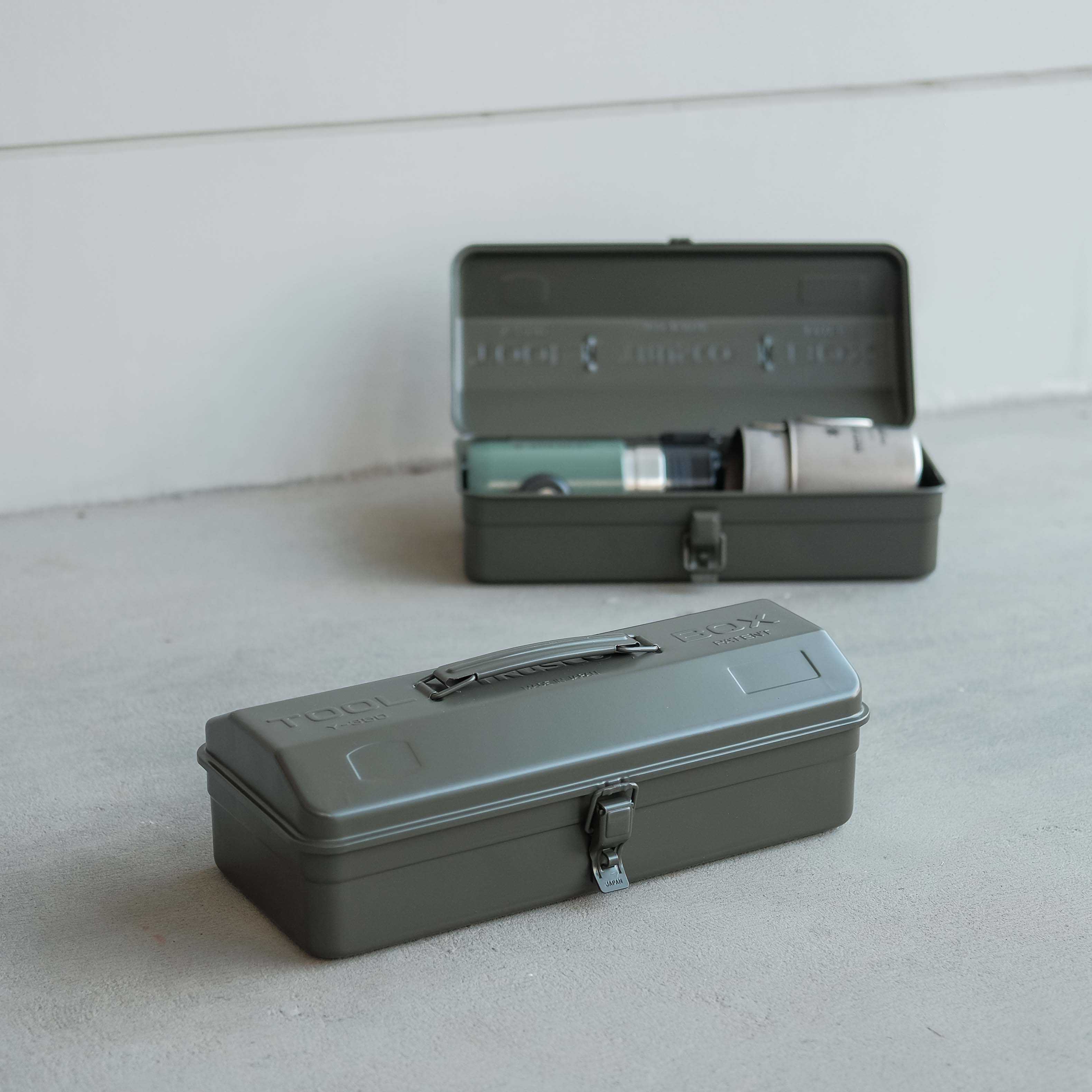 กล่องเครื่องมือ TRUSCO รุ่น L สีเขียวทหาร (Made in Japan)