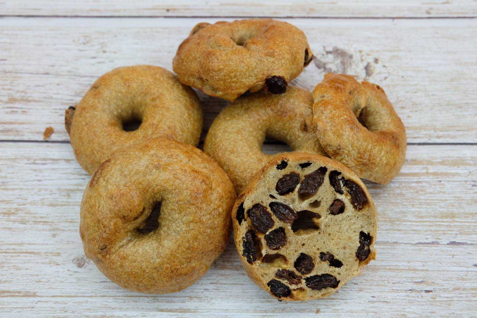 Cinnamon Raisin Bagel ขนมยอดนิยม
