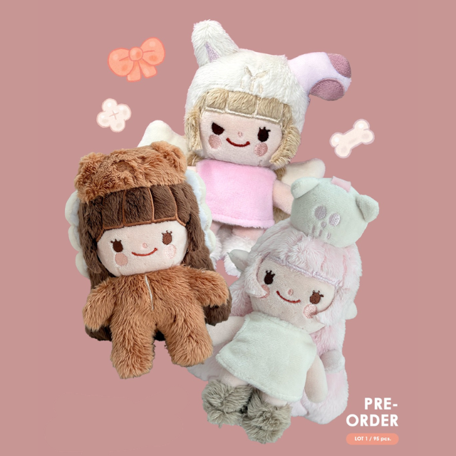 PRE - ORDER : DOLL KEYCHAIN  MUSEUM OF MONSTERS