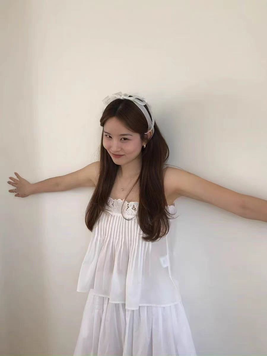 OUCE (KOREA🇰🇷) Sweetlace Cami (Pre-order 15 day)