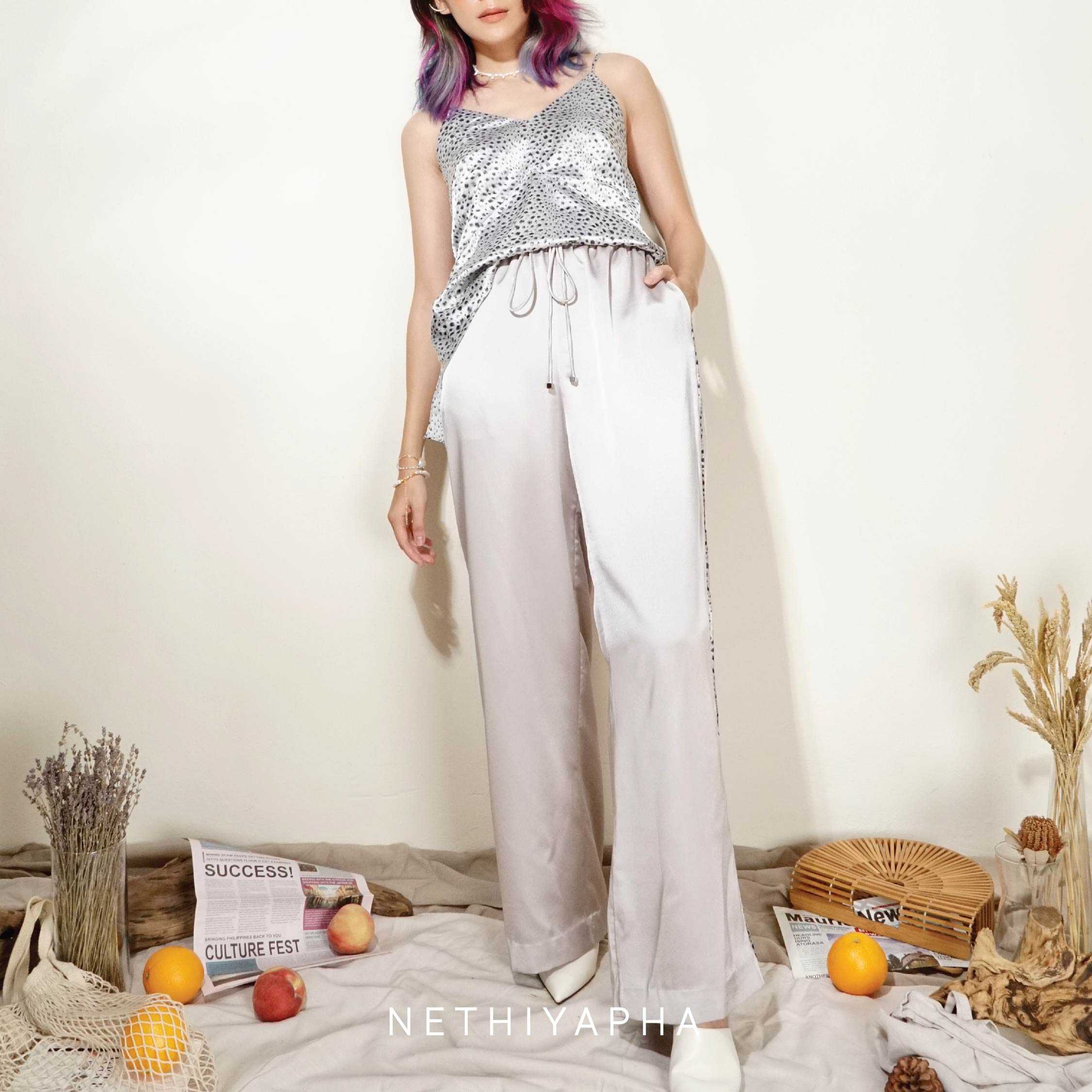 Leopard Trousers : Light Grey Leopard Print กางเกงขายาวเอวสูงสีเทา