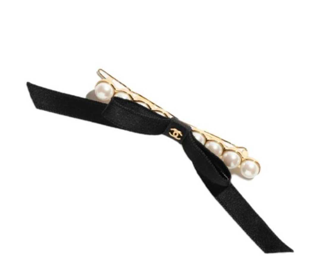 ( SALE ) Chanel metal hair pin clip's women black 