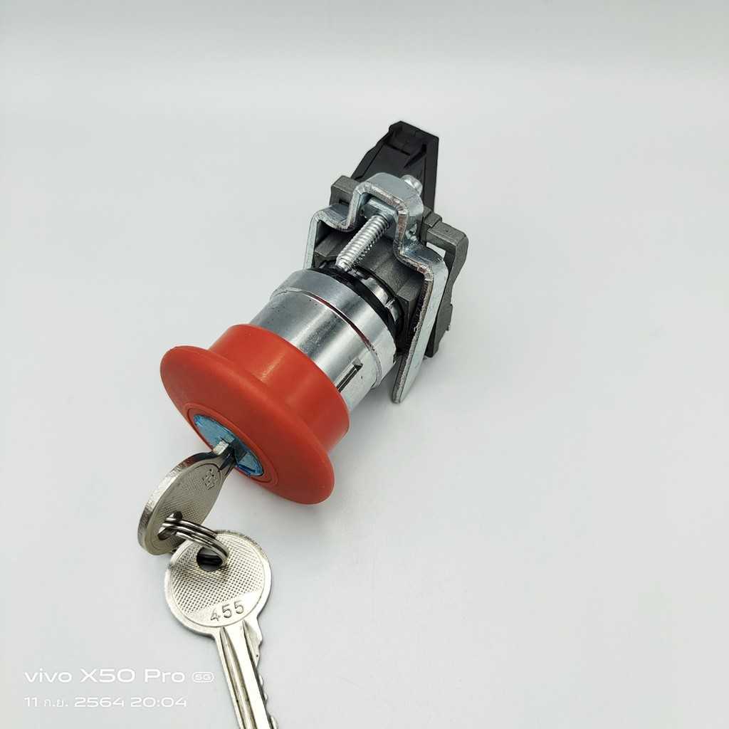 MODEL:XB4-BS142 EMERGENCY KEY SWITCH 22MM.สวิตซ์หัวเห็ดกดล็อคแดงแบบมีกุญแจคลายล็อค