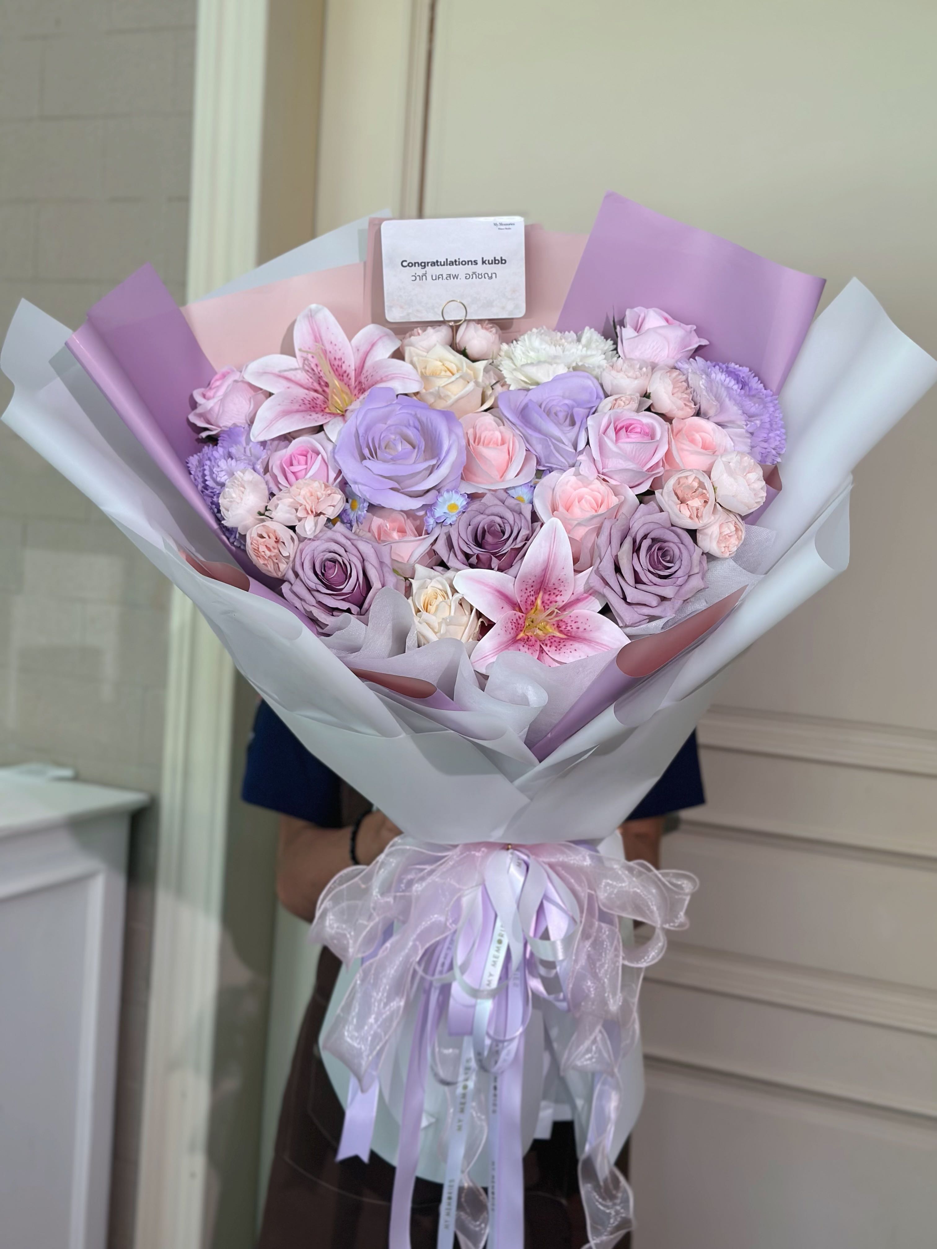 ช่อดอกไม้ประดิษฐ์โทนม่วงพาสเทส 