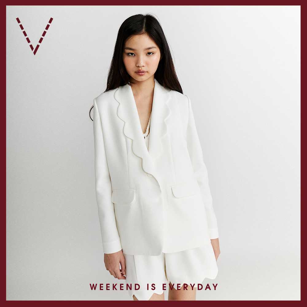 VICK'S Shawl Collar Blazer with Scallop Detail เสื้อเบลเซอร์ ตกแต่งโปกโค้ง