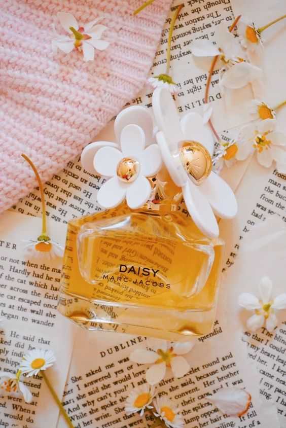Marc Jacobs Daisy EDT