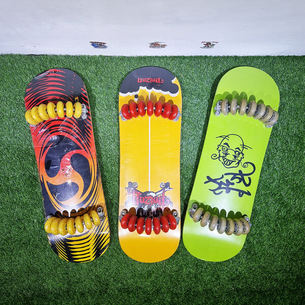 0402 [ลด50%] สเก็ตบอร์ด LanSki FLOWBOARD SKATE สำหรับโปรสเก็ต