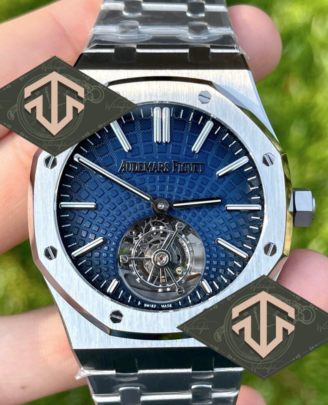 Audemars Piguet AP Royal Oak Selfwinding Flying Tourbillon 41mm. Blue Dial Ref.26530 R8 V2