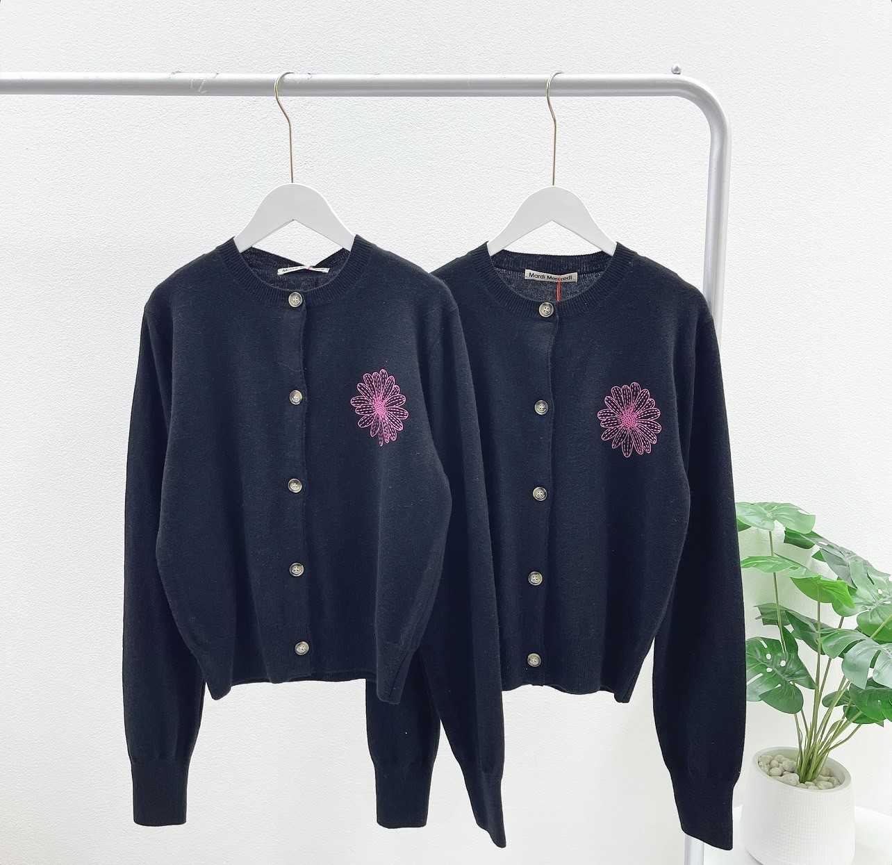 Mardi Raccoon Blend Cardigan (Black/Pink)